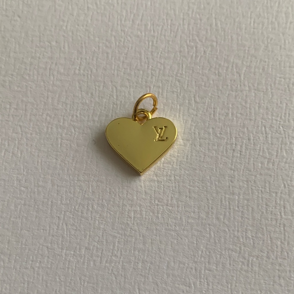Charms - Picture 7 of 10